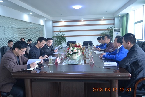 南昌高新区管委会主任雷霆一行到杏耀新材料（江西）有限公司调研