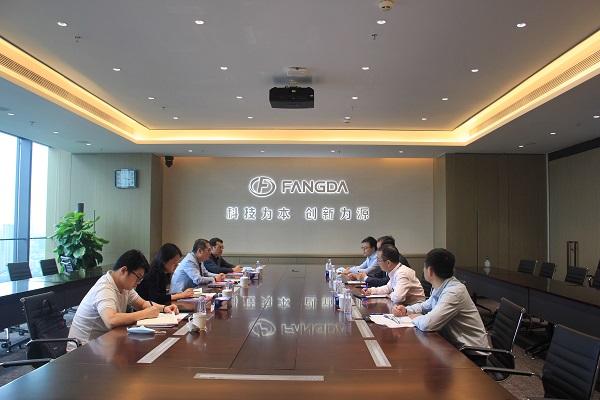 深圳市南山区税务局长蔡伟群一行莅临杏耀集团考察调研